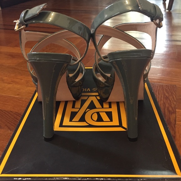 ❤️Pour La Victoire Sandals❤️ Size 7.5 - Picture 3 of 4