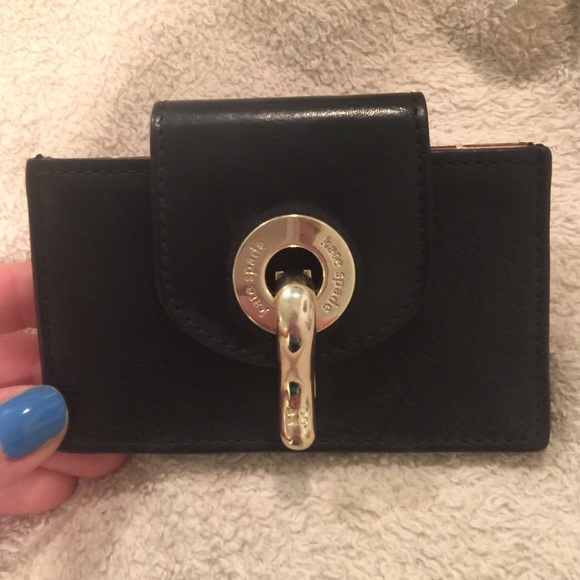 Kate spade wallet. NWOT - Picture 1 of 4