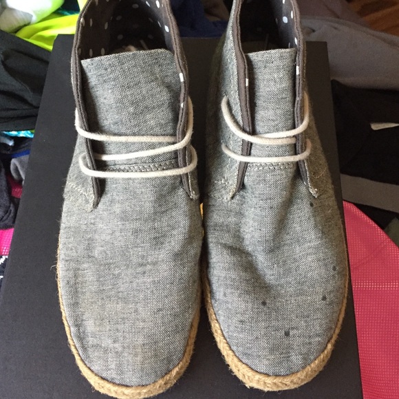Sanuk high tops shoes