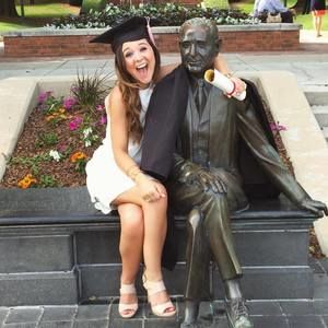 Meet your Posher, Abigail