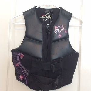 Oneill woman's life vest