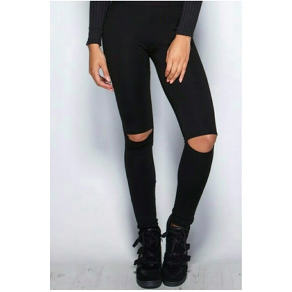 [LAST 1] • High Waisted Cut Out Knees Leggings - Picture 2 of 4