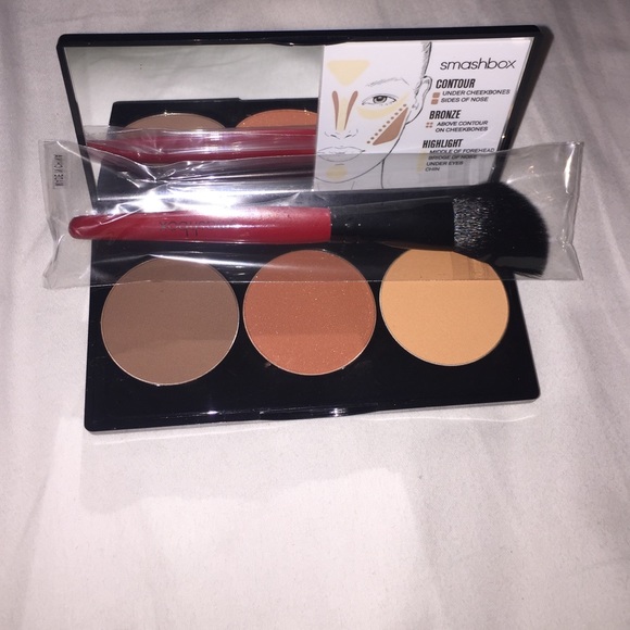 Smashbox step-by-step contour kit in deep