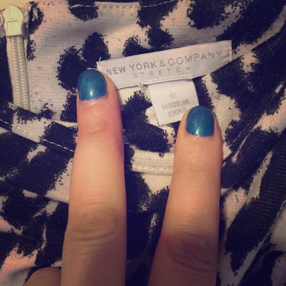 New York & co leopard skirt