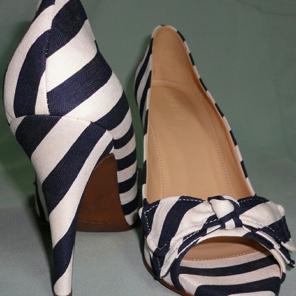 Jcrew Evie Stripe Peep Toe pumps