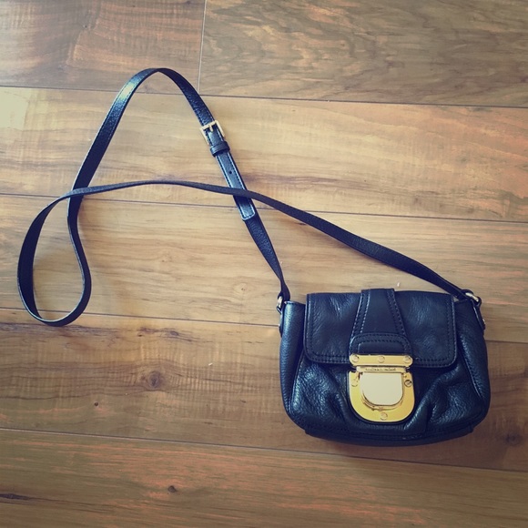 Authentic Michael Kors Womens Black Crossbody Bag