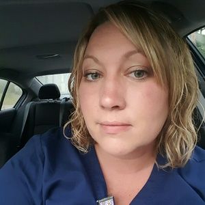 Meet your Posher, Elisa