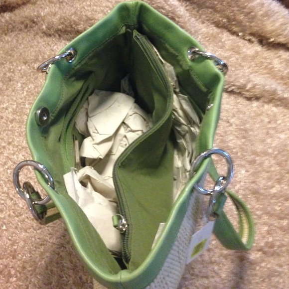 ๐ Kate Landry handbag. Final markdown ๐๐๐ - Picture 2 of 4