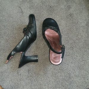 Black & pink heels by Mudd