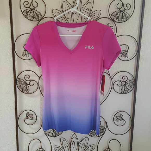 FILA workout shirt ??