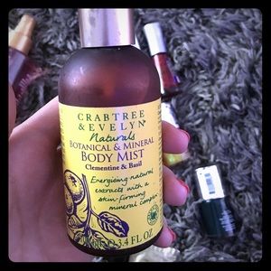 Crabtree and Evelyn body mist