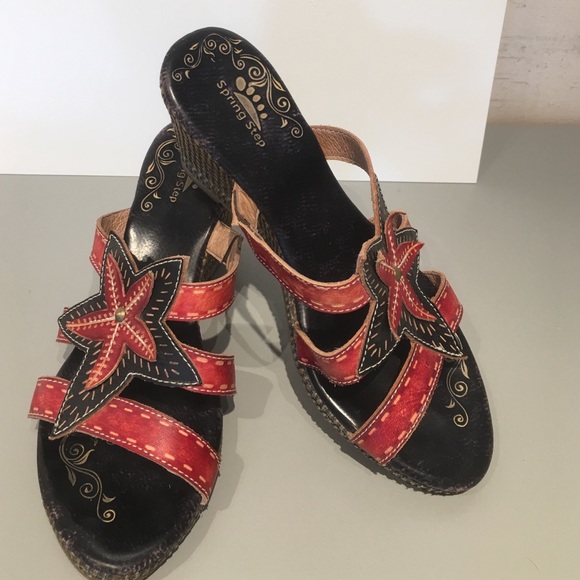 Spring Step Shoes - Spring Step adorable red and brown sandals