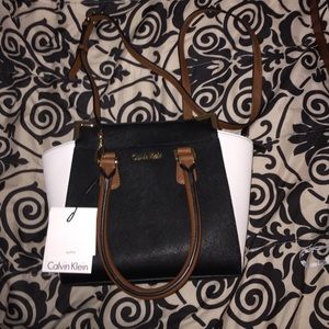 Calvin Klein side body purse