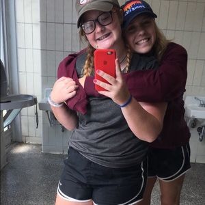 Meet your Posher, Jillian