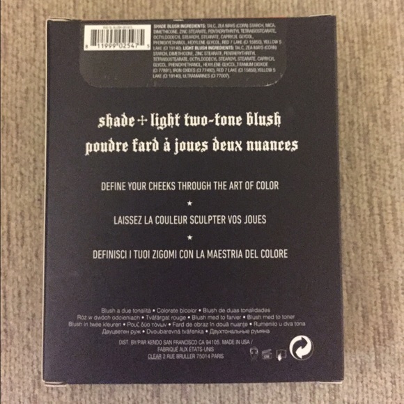 Kat Von D shade and light blush - Picture 3 of 3