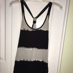 cross back tank top- comes in 2 colors