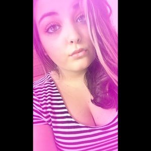 Meet your Posher, Makayla