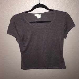 gray crop top