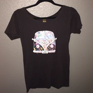 Gray graphic top (van)