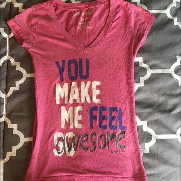Pink Aeropostale T-shirt