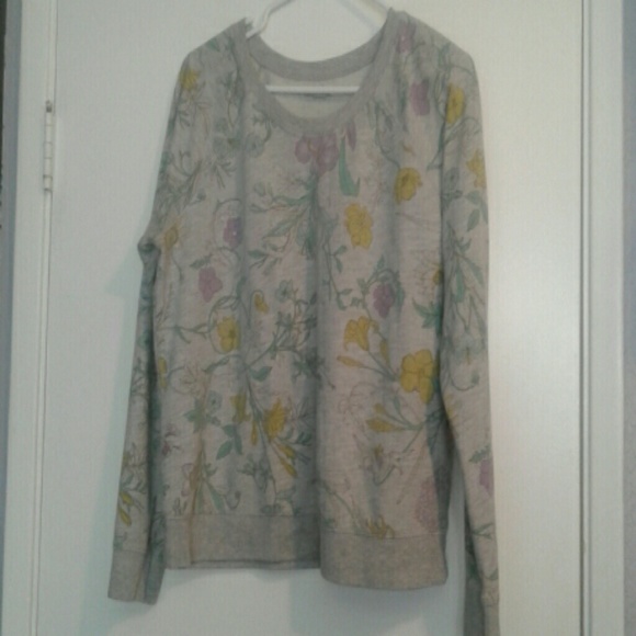 Floral and gray sweater shirt.