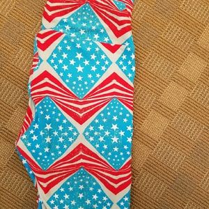 Lularoe Americana Leggings OS