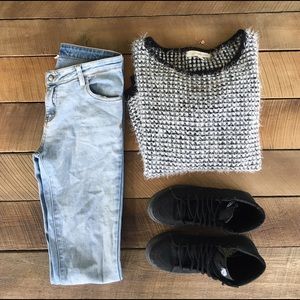 Rewind Textured Black and White Sweater