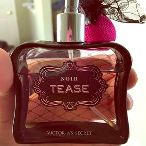 Victoria's Secret Tease perfume