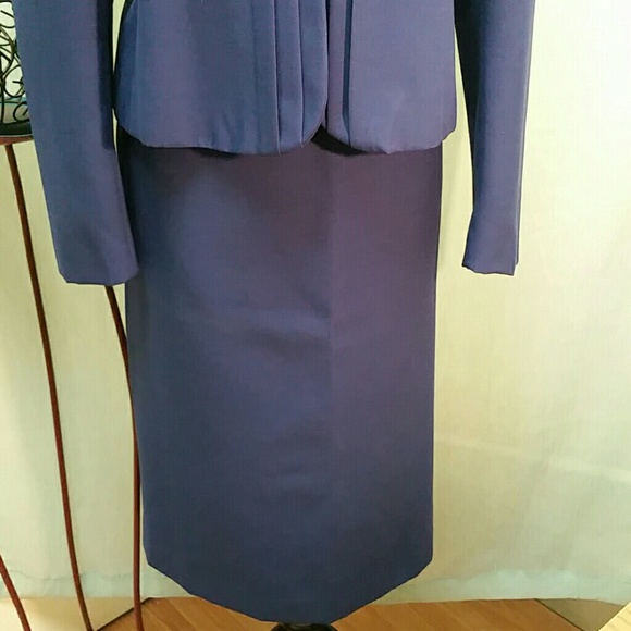 SHERIDAN SQUARE Vintage Blazer/Skirt Set - Picture 3 of 4