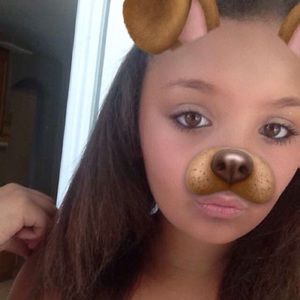 Meet your Posher, Paris