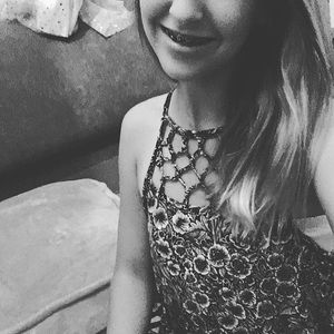Meet your Posher, Leah
