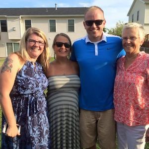 Meet your Posher, Sara