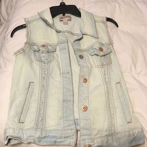 Arizona sleeveless jean jacket