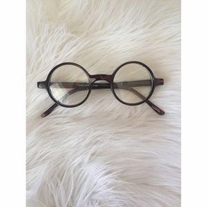 Round frame glasses