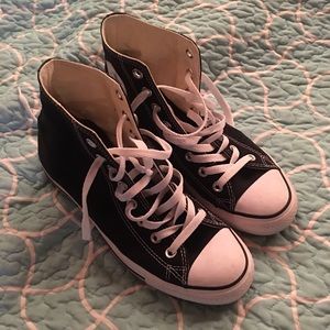 Black high top converse