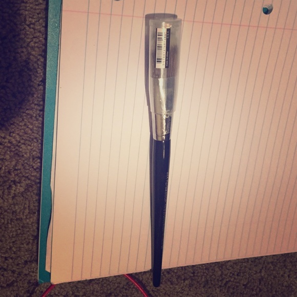 One sephora brush