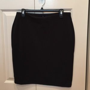 Gap skirt