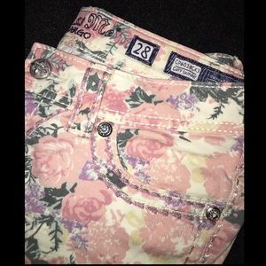 🌸 floral miss me jeans 🌸