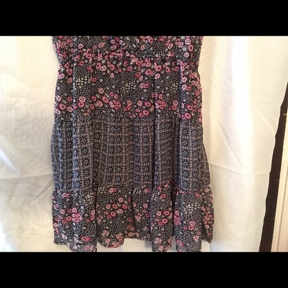 Dress - Picture 3 of 4