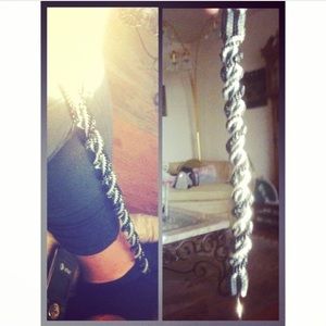 SCOUBIDOU: String lanyard