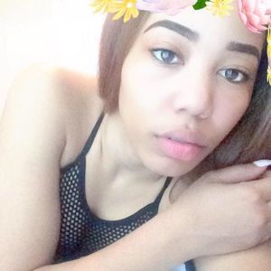 Meet your Posher, Jhonae