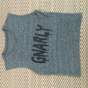 Brandy Melville cropped shirt