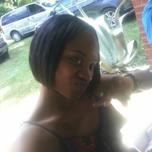 Meet your Posher, Joya