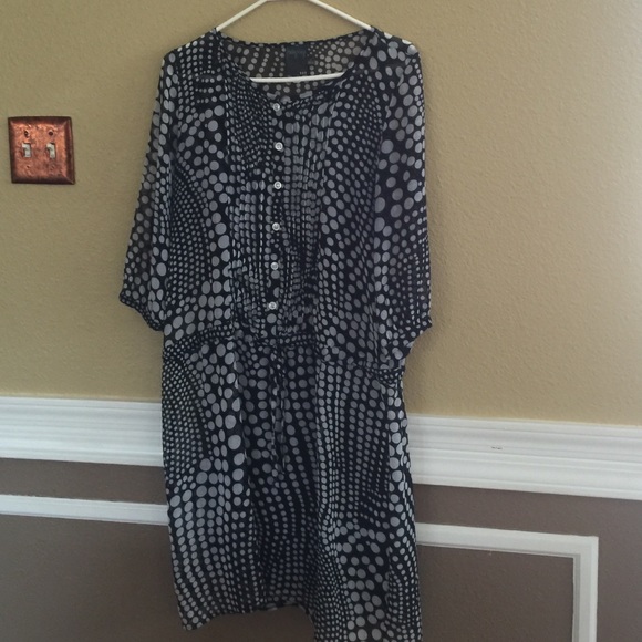 Black and white dress