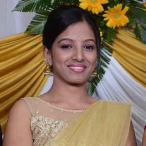 Meet your Posher, Aparna