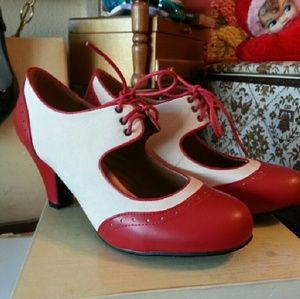 FINAL PRICE♡Graham Street Red And Cream Shoes♡