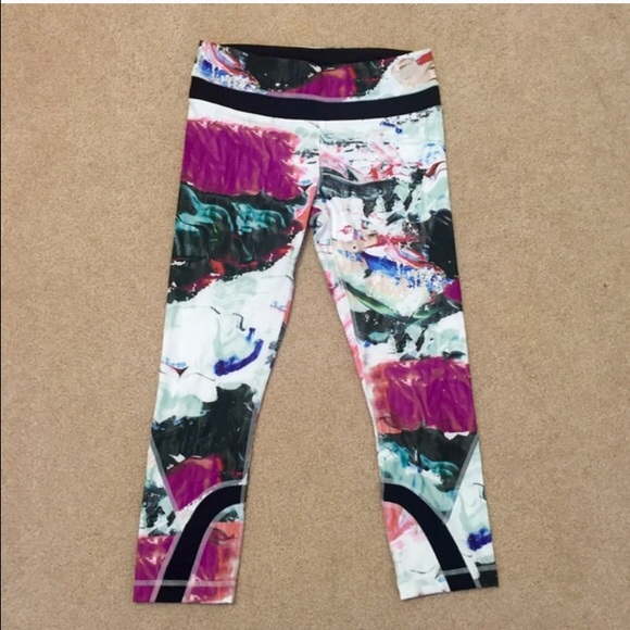 Lululemon cropped leggings