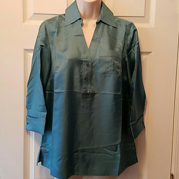 NWT Ann Taylor teal blouse, size 2