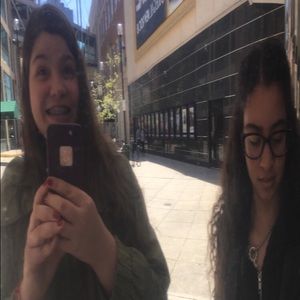 Meet your Posher, Catherine