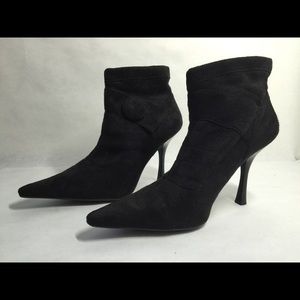BCBG Paris black heel ankle boots Sz. 6.5B